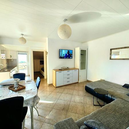 Apartments Lea 2 Малинска Экстерьер фото